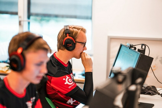 中国海军陆战队勇猛演练全景揭秘